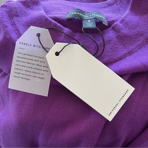 Beals Merino Cut-Out Sweater purple size 14-16 (Universal Standard S) NWT - Picture 4 of 9